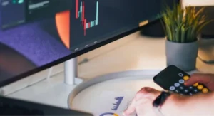 Which AI Stock Beats the Other Before Earnings